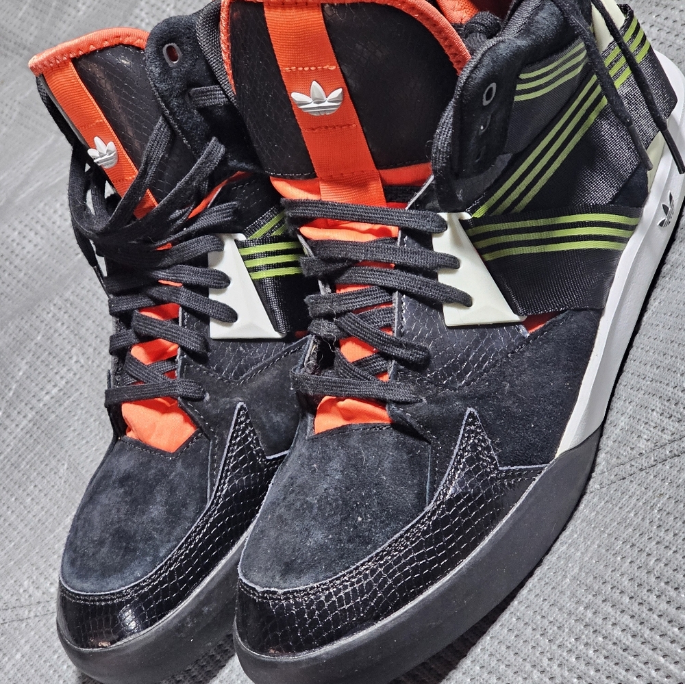 Adidas Originals C-10 Black/White-Orange S84554  Men's Basketball shoes Sz 10.5